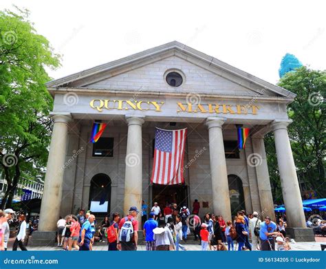  De Quincy Market: Een historische markthal vol leven en energie!